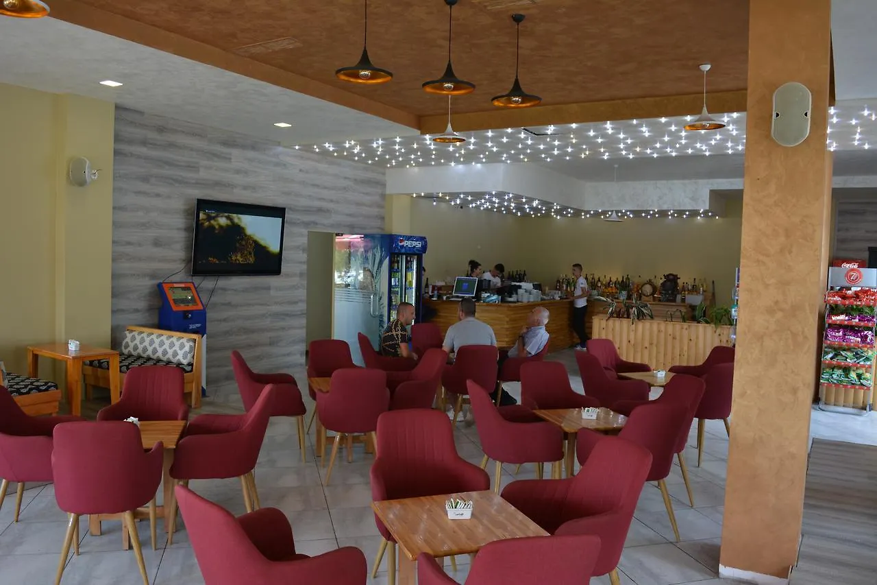 Hotel Alpet Rinas 3*,  Albánie